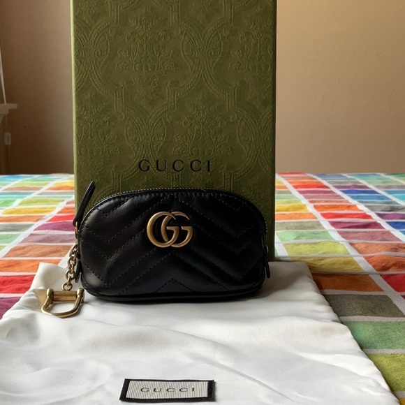 🌹GUCCI GG MARMONT POUCH WITH KEYCHAIN HOOK  🌹NWT 🌹 - Picture 3 of 16
